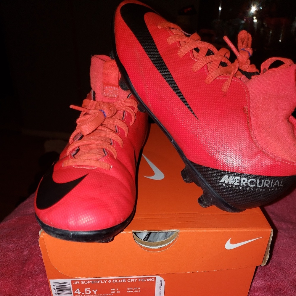 4.5youth soccer cleats